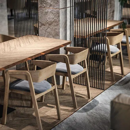 Hotel Diamond Black 4*