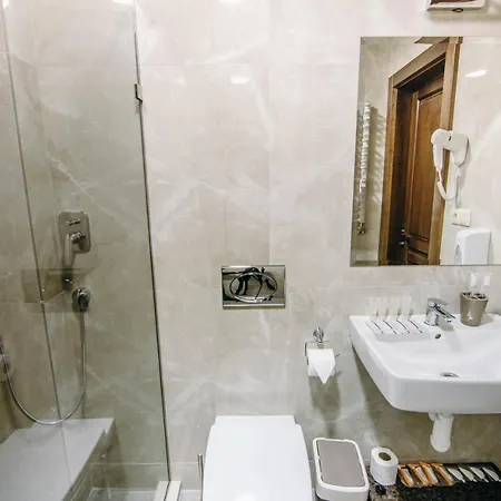 Diamond Black Hotel 4*