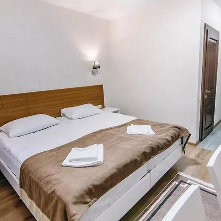 Diamond Black Hotel 4*