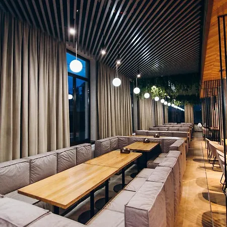 Diamond Black 4* Boekovel