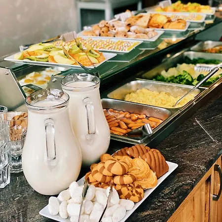 Diamond Black Hotel Boekovel