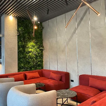 Hotel Diamond Black 4*