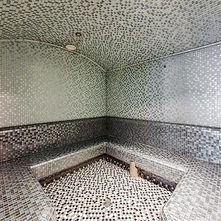 Diamond Black Hotel 4*