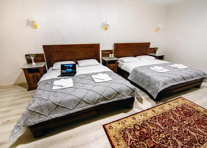Otel Diamond Black Bukovel